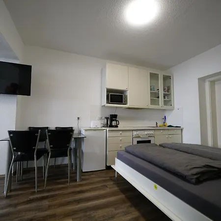 アパート Gemuetliche Im Erdgeschoss - Wlan Hinsel